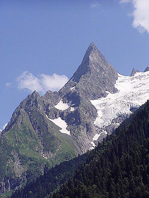 Pik Ine připomíná Matterhorn