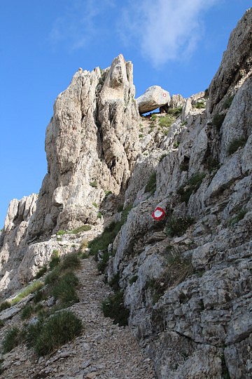 Trasa na Monte Corvo je značená