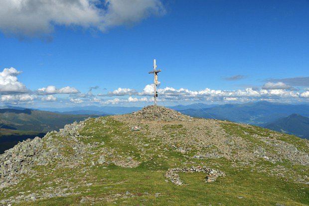 Greim (2471 m) - vrcholový kříž
