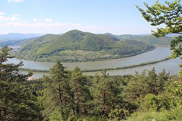 Váh a vrch Stavná (601 m)