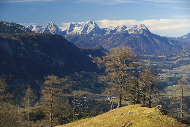 Nejvy vrcholy poho Totes Gebirge z vstupu na Kleiner Pyhrgas (2023 m)
