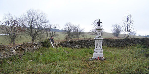 Hřbitov u Štolnavy