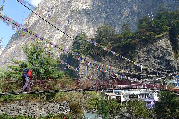 Další ukázka parádního mostu na počátku treku kolem Annapuren