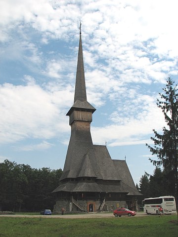 Sapinta - dřevěný kostel