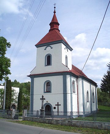 Kostolk v Lukaovciach