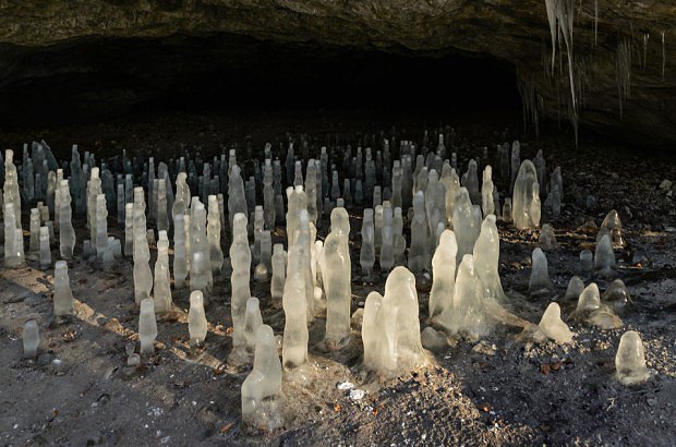 Mažarná jeskyně