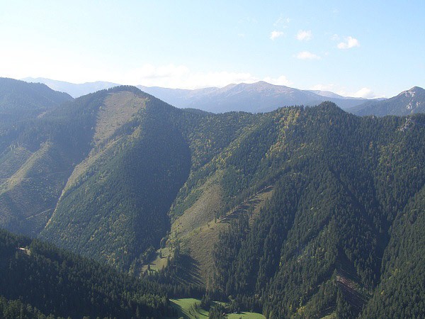 Pohled do Iľanovské doliny