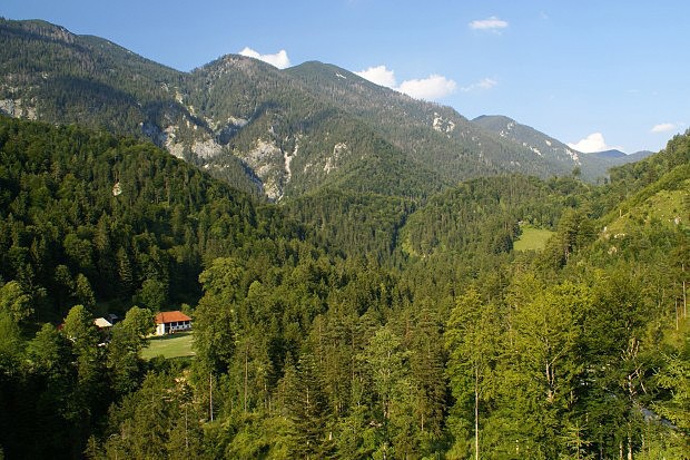 Samota Speringbauer při úpatí Sengsengebirge