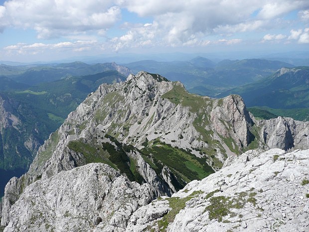Hory nad plošinou Tiholjica a Zelengora